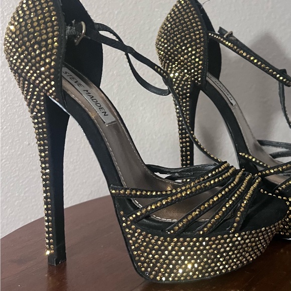 Steve Madden,Size 6 - Picture 2 of 6
